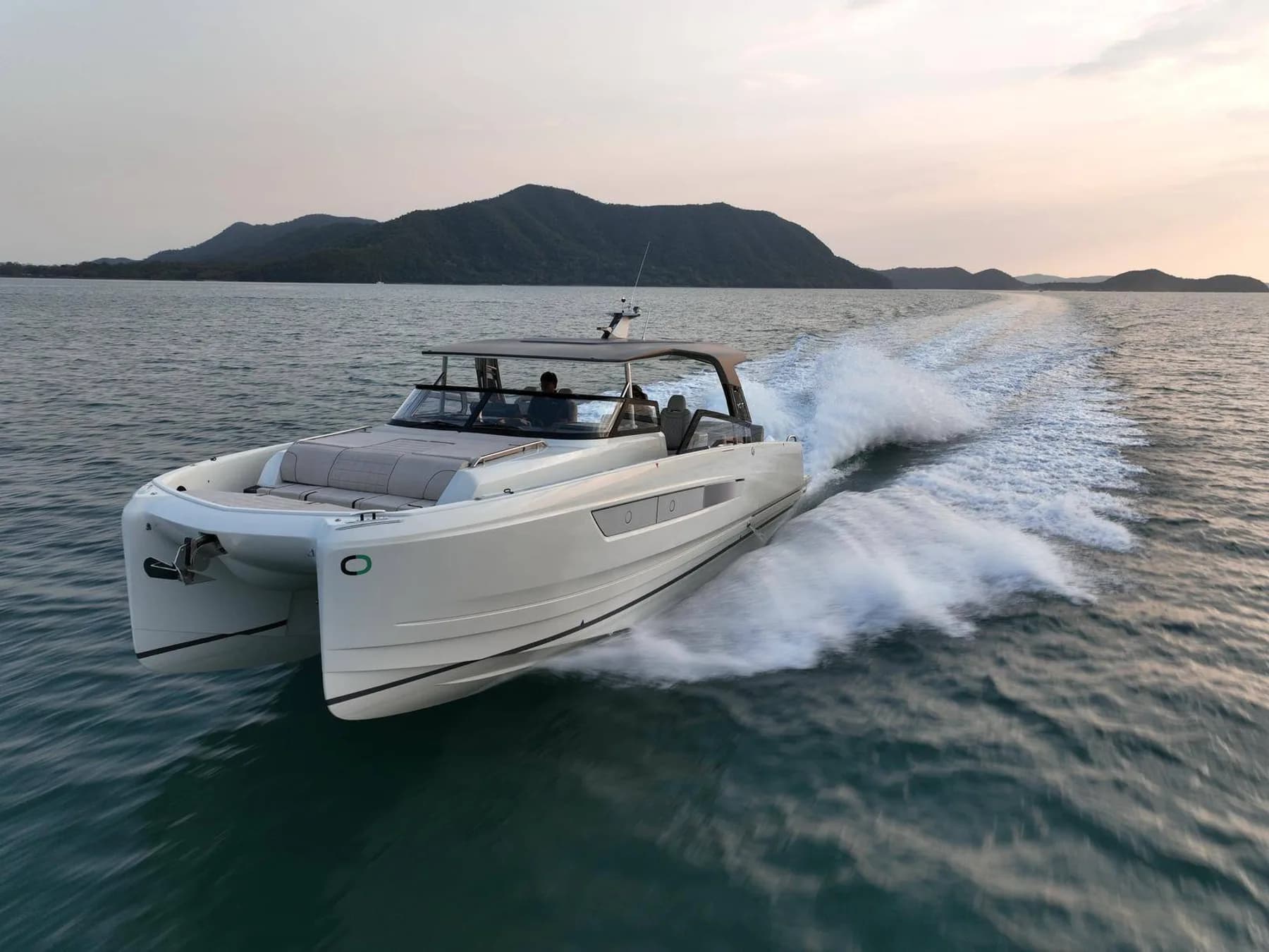 YOT 41 power catamaran running at speed